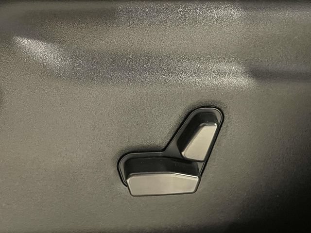 Used 2025 Dodge Durango GT AWD/4WD image 18