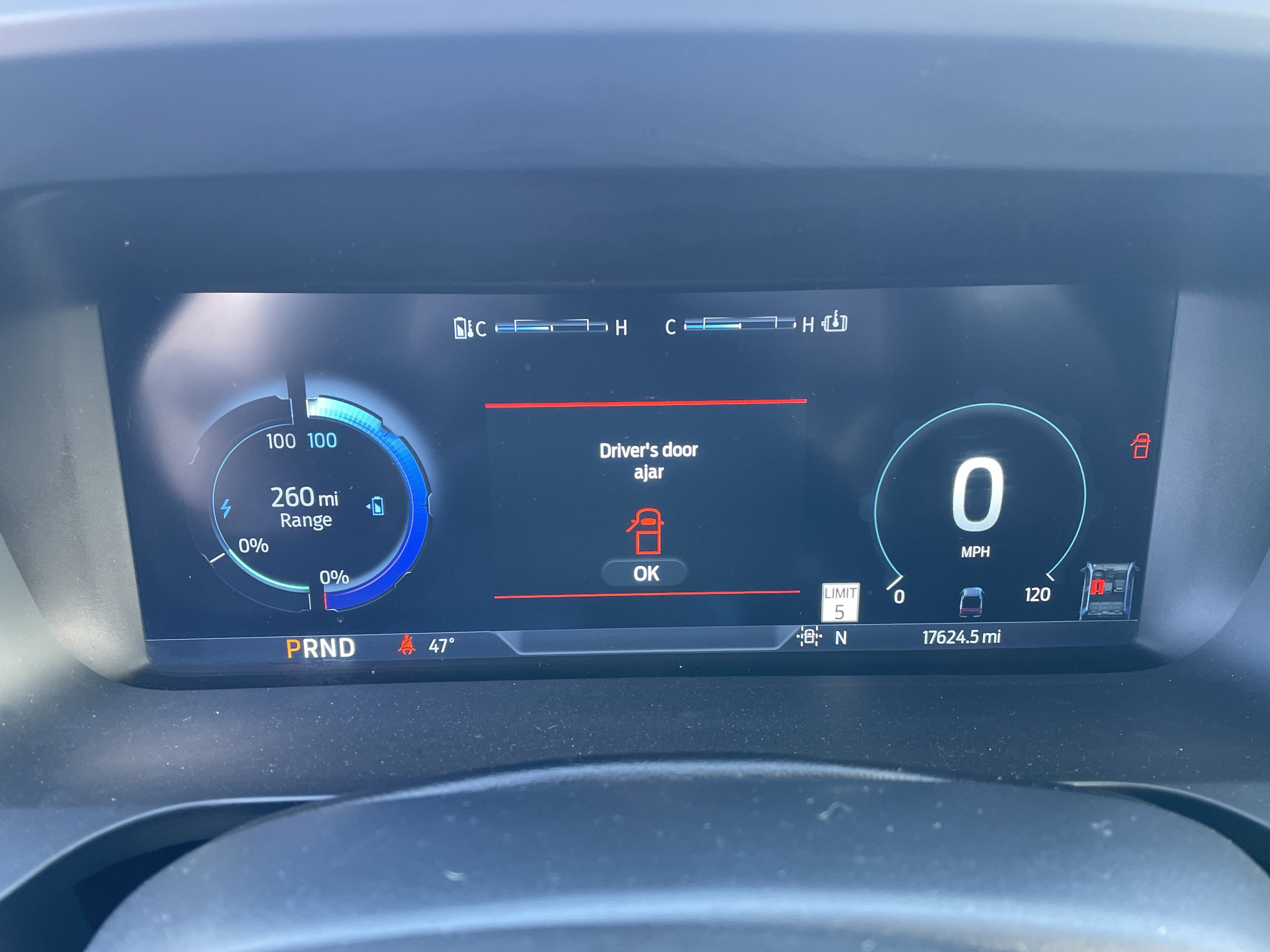 Used 2025 Ford F150 Lightning Flash image 17