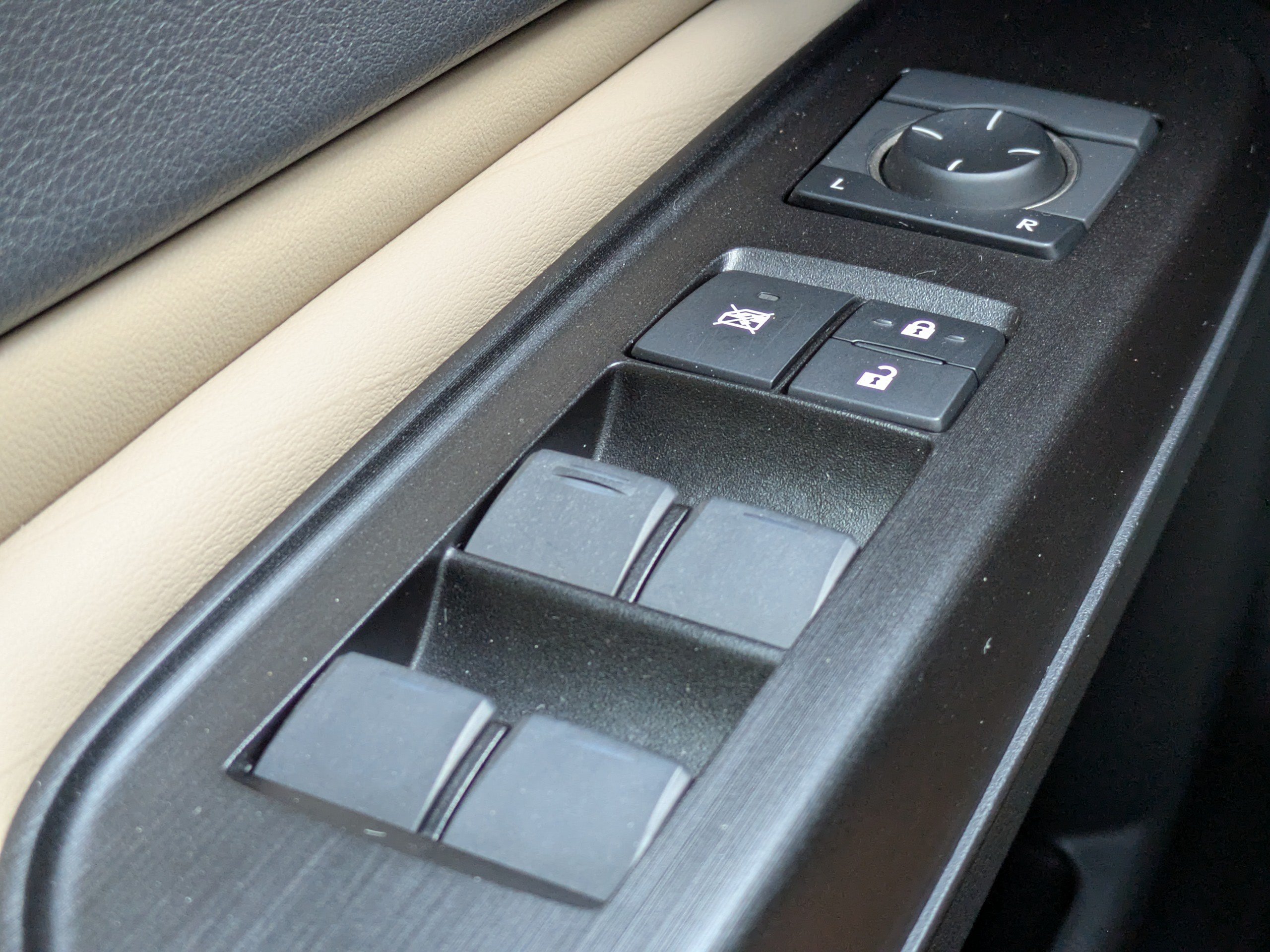 Used 2019 Lexus ES 350 w/ Accessory Package 2 FWD image 24