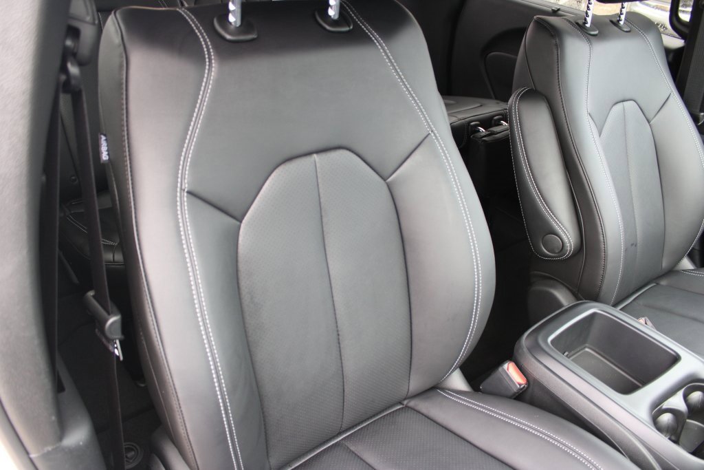 New 2026 Chrysler Pacifica Select image 28