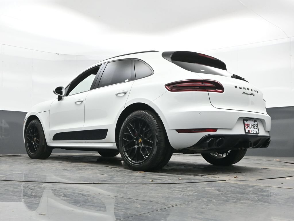Used 2018 Porsche Macan GTS w/ Premium Package Plus AWD/4WD image 47