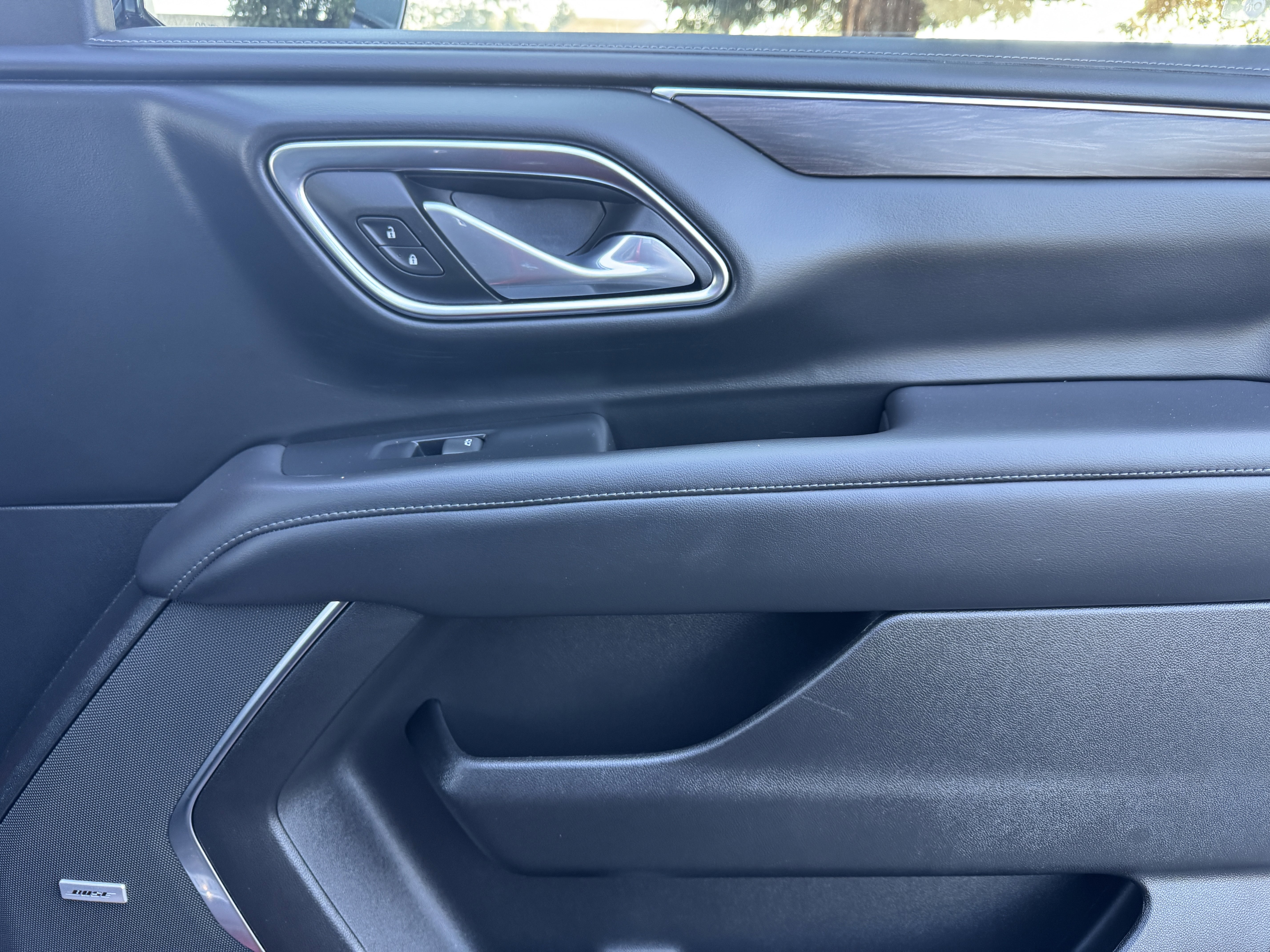 Used 2024 Chevrolet Tahoe LT w/ Luxury Package image 25