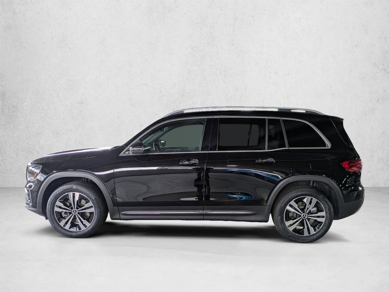 Certified 2025 Mercedes-Benz GLB 250 image 9