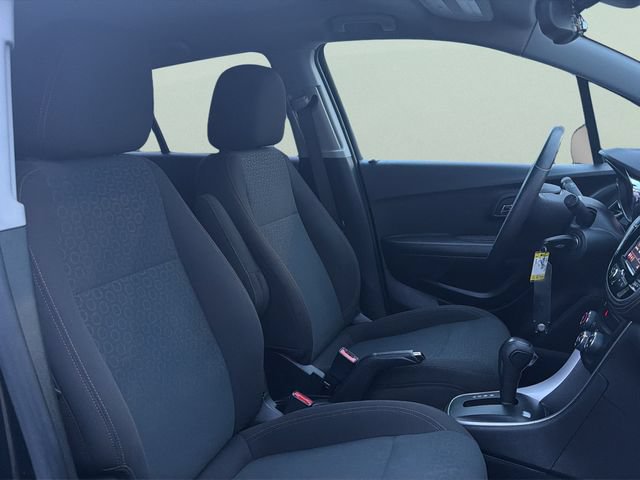 Used 2020 Chevrolet Trax LS w/ Tint and Cruise Package AWD/4WD image 20