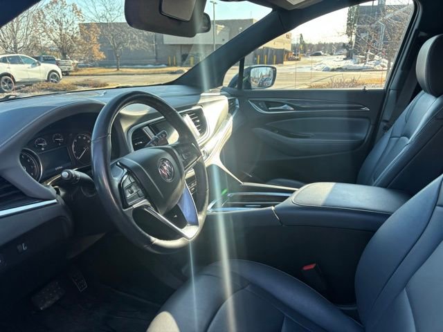 Used 2024 Buick Enclave Essence w/ Sport Touring Edition image 9