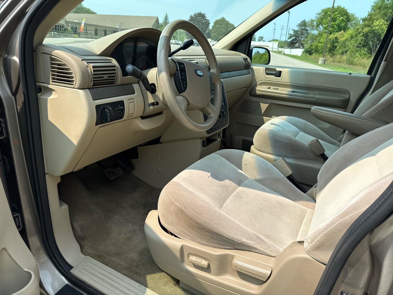 Used 2004 Ford Freestar SES FWD image 10