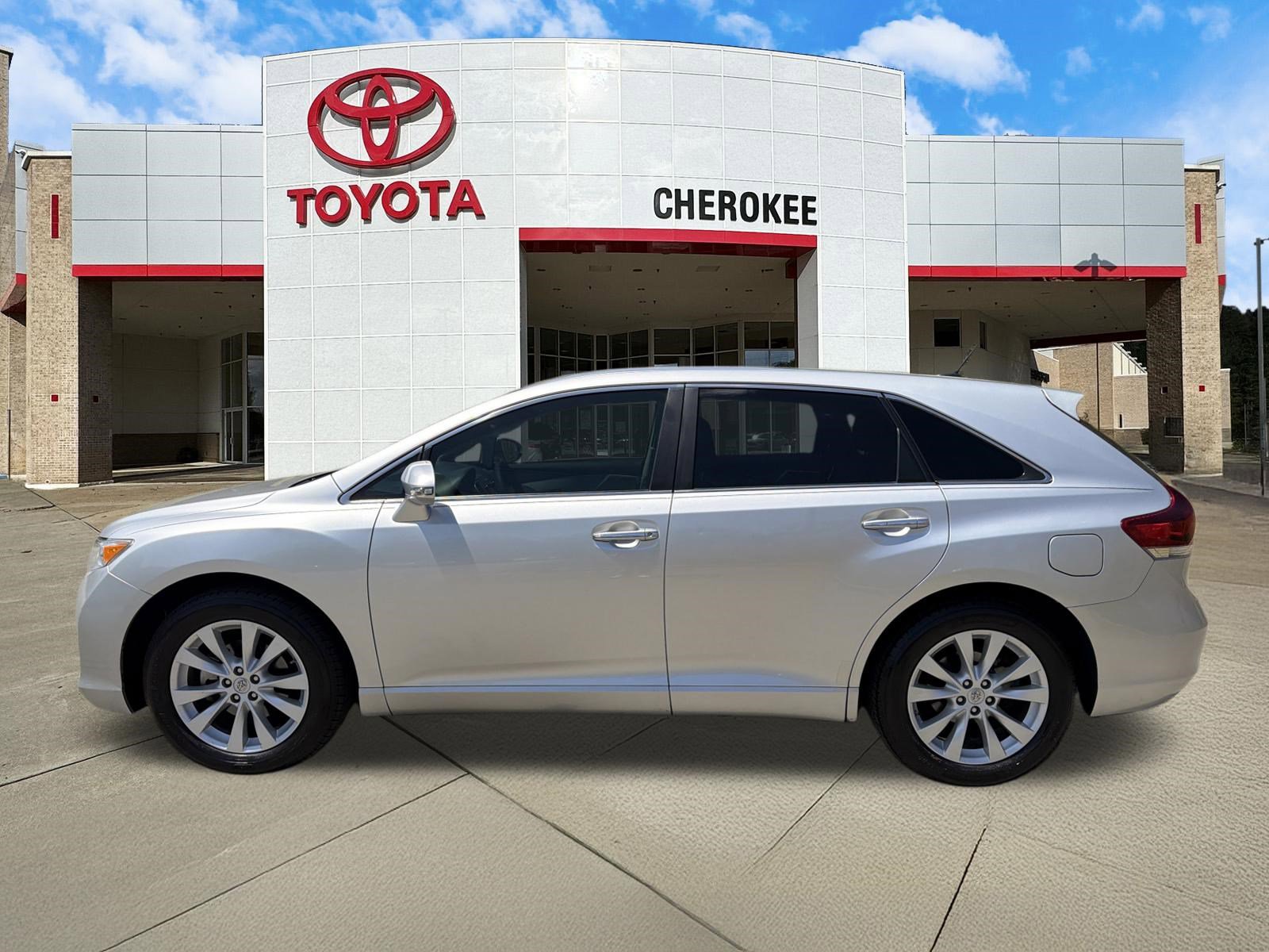 Used 2013 Toyota Venza XLE image 8