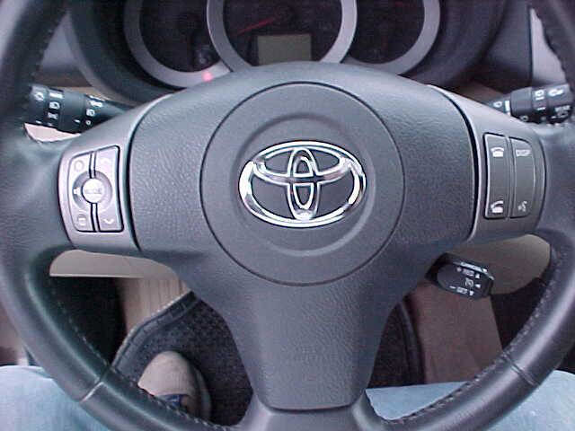 Used 2011 Toyota RAV4 Limited w/ Limited Extra Value Pkg AWD/4WD image 22