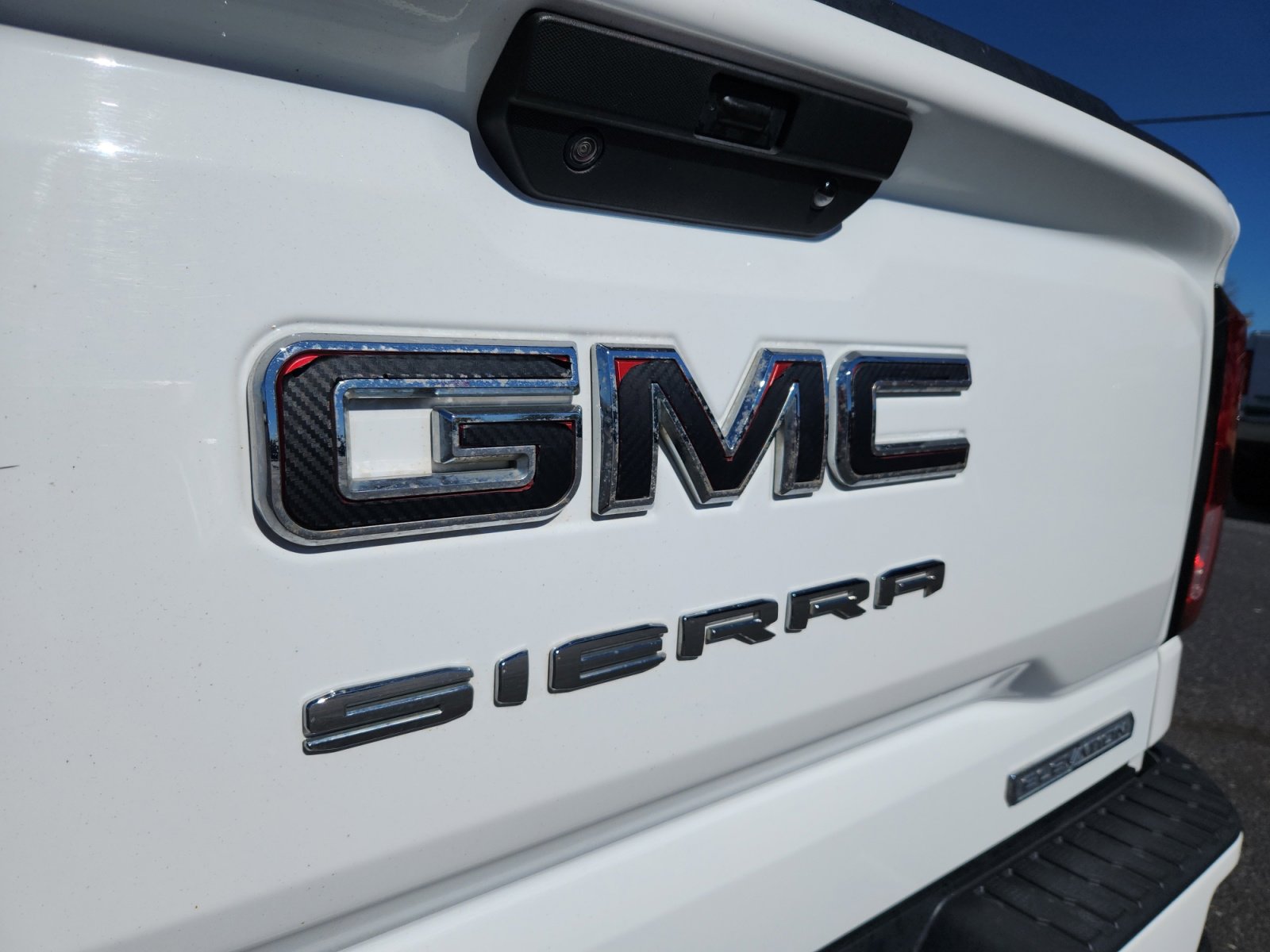 Used 2021 GMC Sierra 1500 Elevation image 23