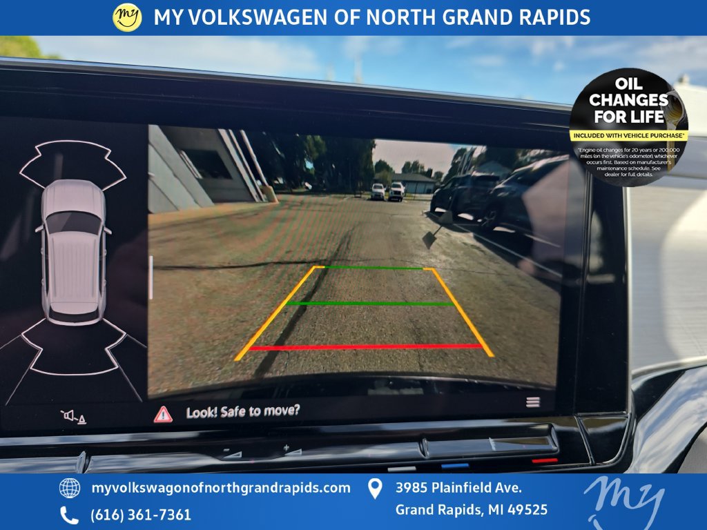 Used 2024 Volkswagen Atlas Cross Sport SE AWD/4WD image 24