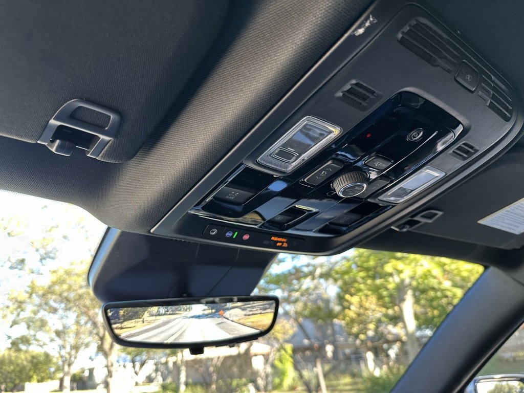 New 2026 Cadillac Escalade ESV Luxury w/ Touring Package image 43