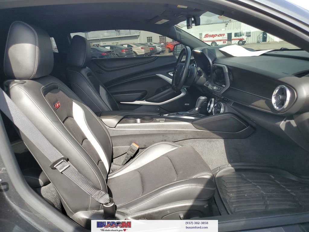 Used 2018 Chevrolet Camaro SS RWD image 24