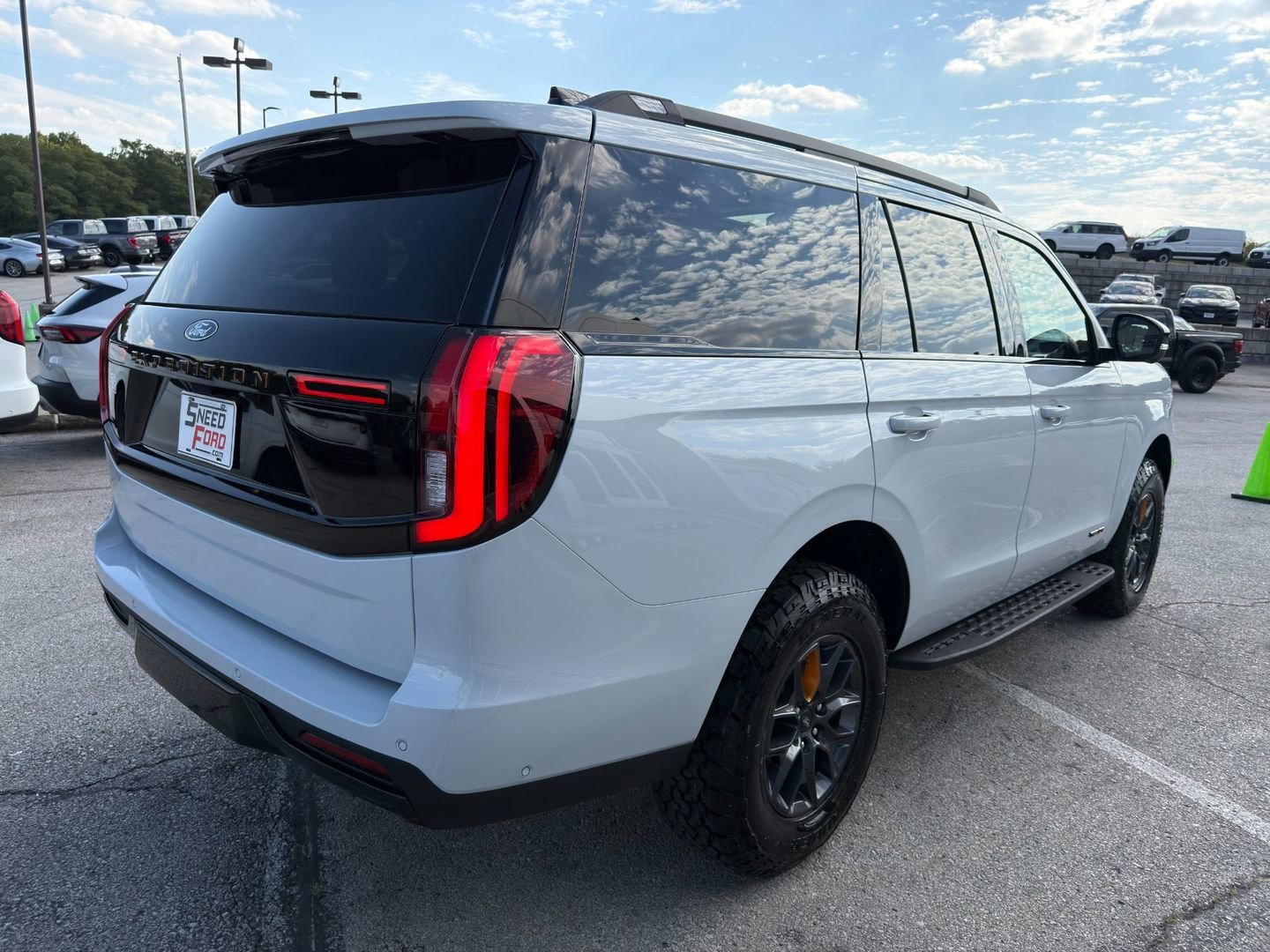 New 2025 Ford Expedition Tremor image 7