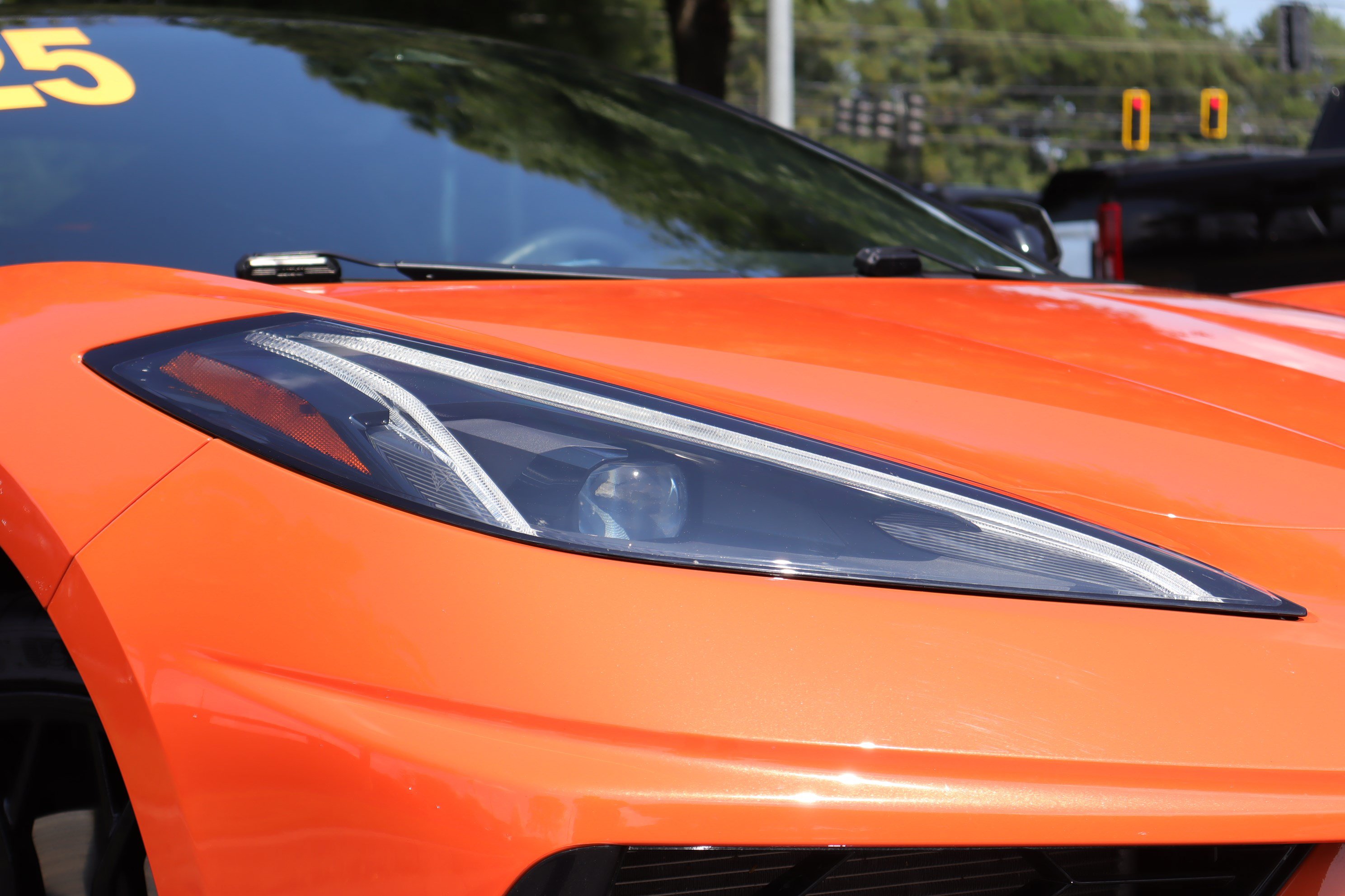 Used 2025 Chevrolet Corvette Stingray Preferred Conv w/ Z51 Performance Package RWD image 32