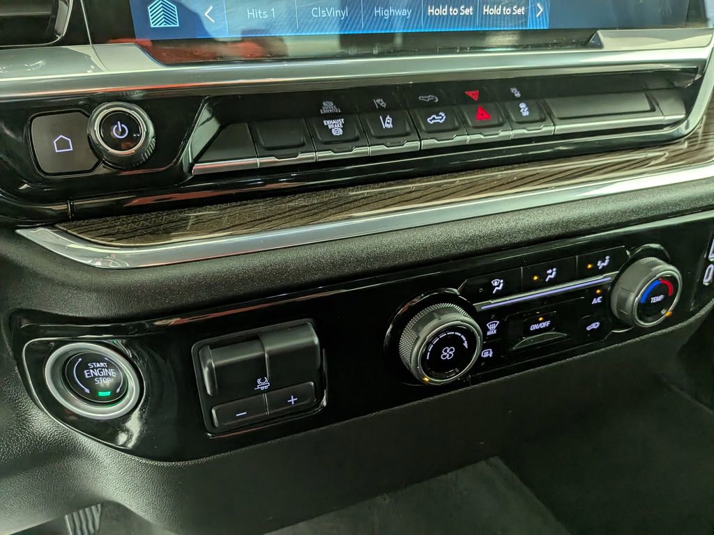 Certified 2024 Chevrolet Silverado 2500 LT image 24