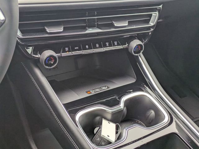 New 2026 Chevrolet Traverse LT w/ Sun and Wheel Package image 22