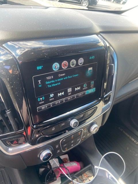 Used 2018 Chevrolet Traverse LT FWD image 19