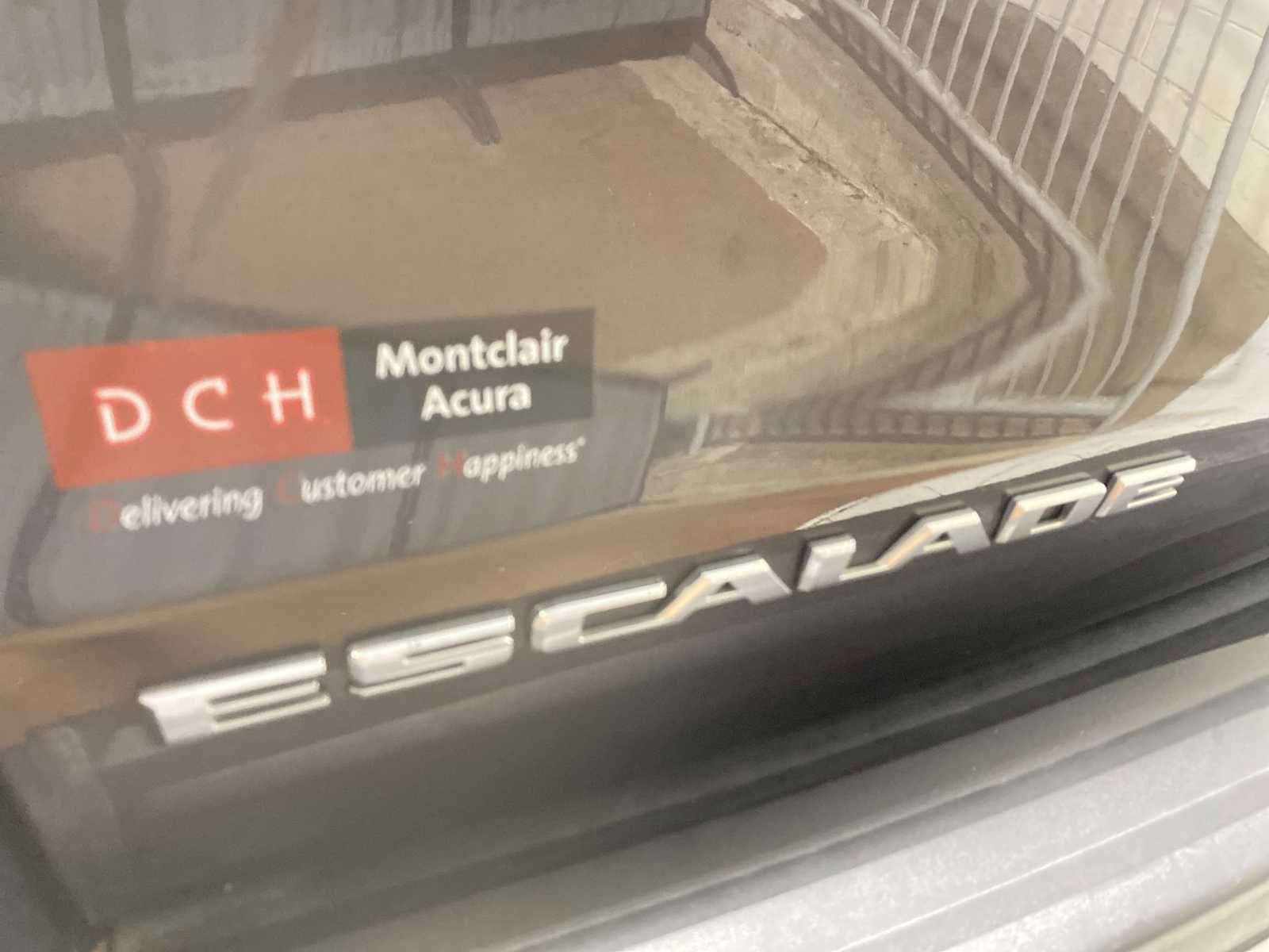 Used 2015 Cadillac Escalade Premium AWD/4WD image 7