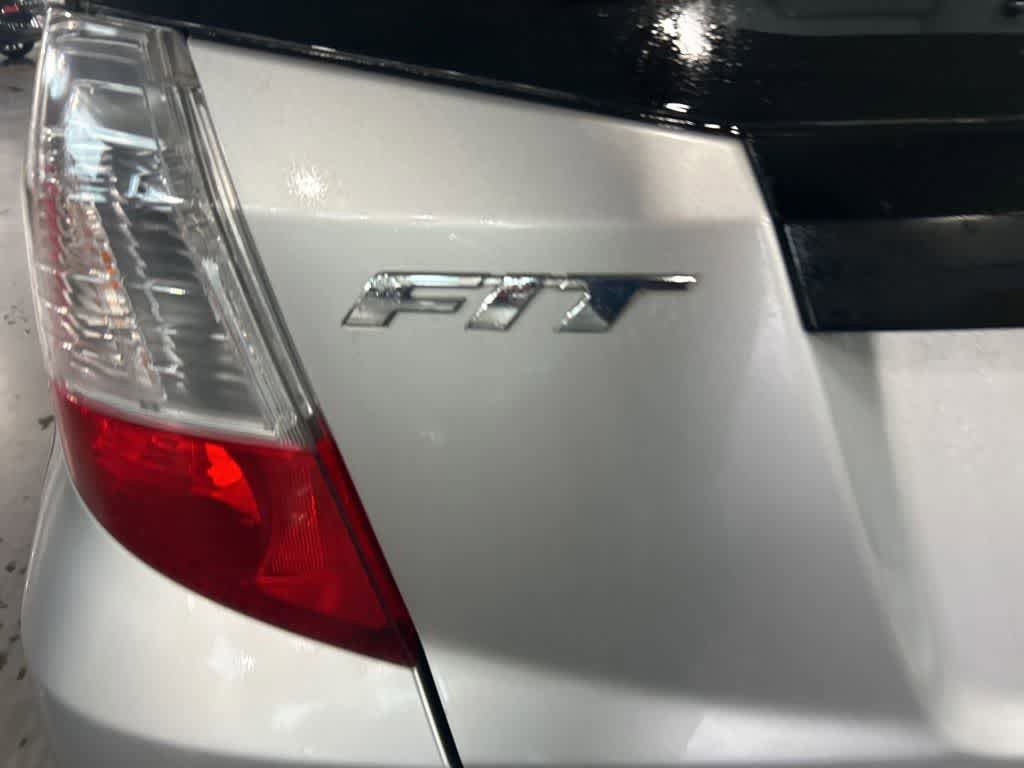 Used 2011 Honda Fit image 19