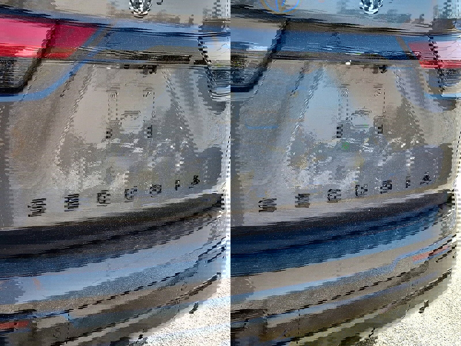 Used 2023 Toyota Sequoia Platinum image 32