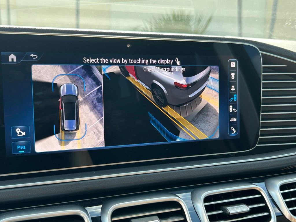 Used 2024 Mercedes-Benz GLS 580 4MATIC w/ Warmth & Comfort Package image 27