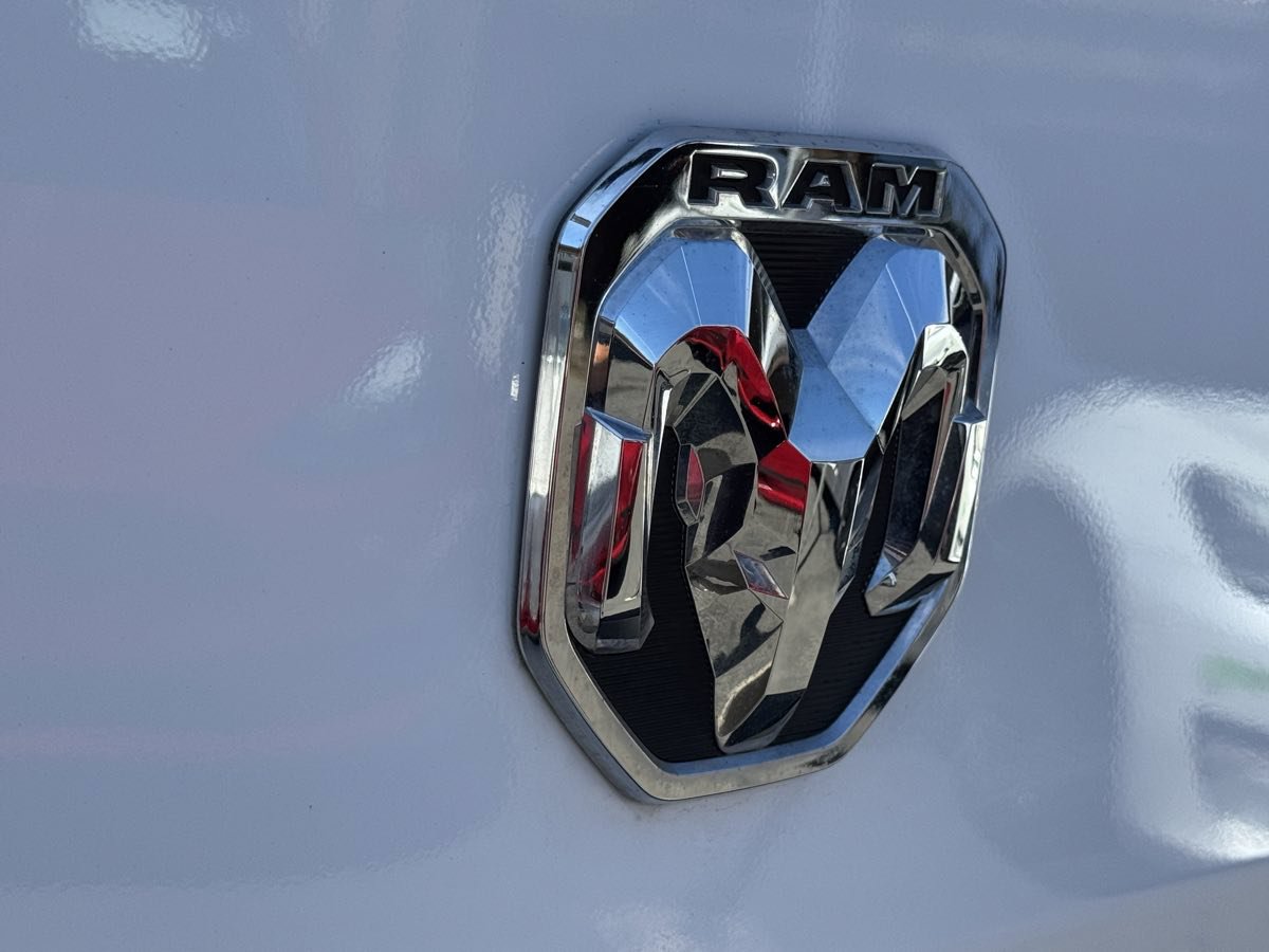 Used 2025 RAM ProMaster 2500 w/ U-Haul Equipment Group FWD image 10