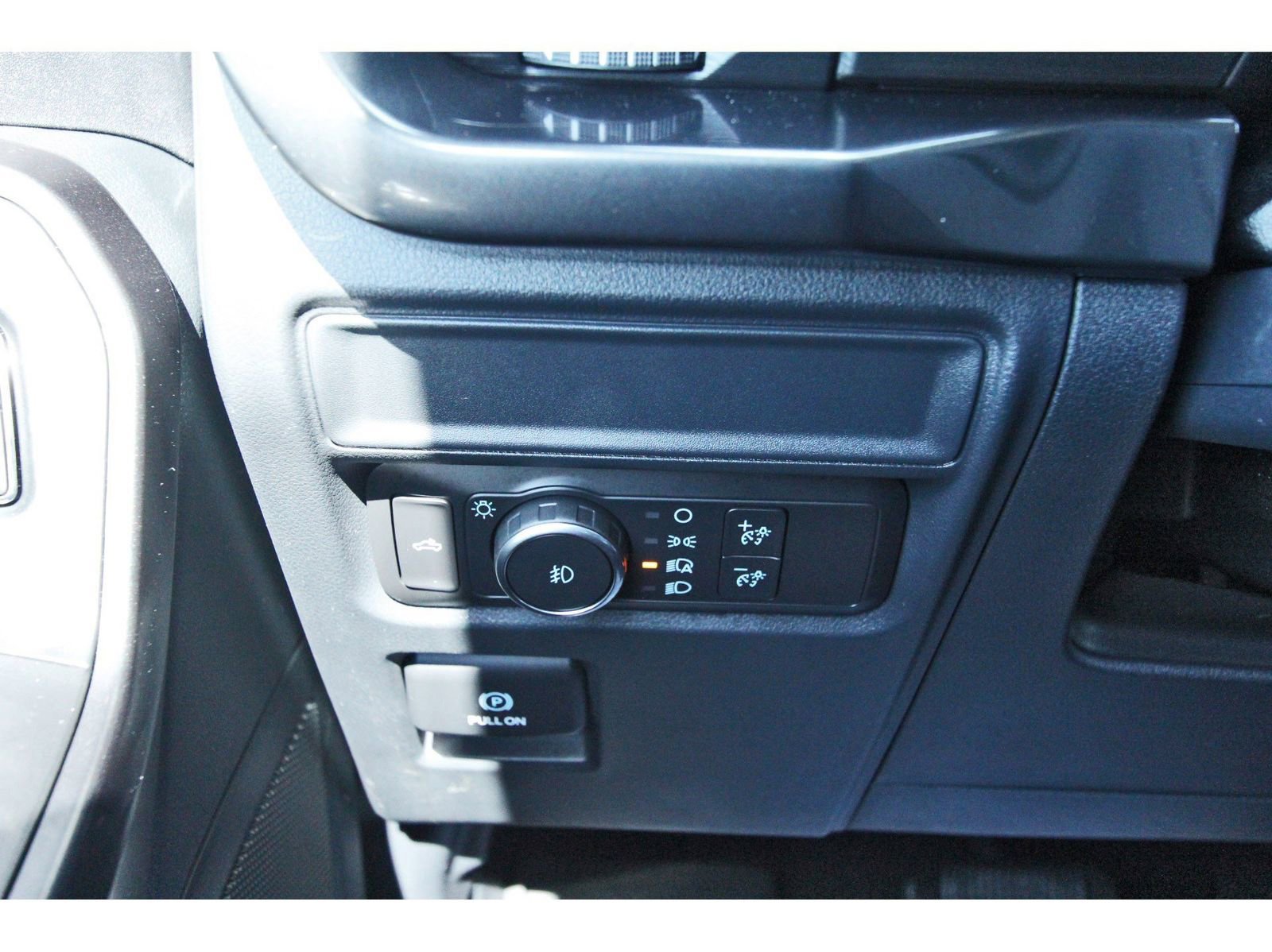 Used 2021 Ford F150 XL w/ STX Appearance Package RWD image 18