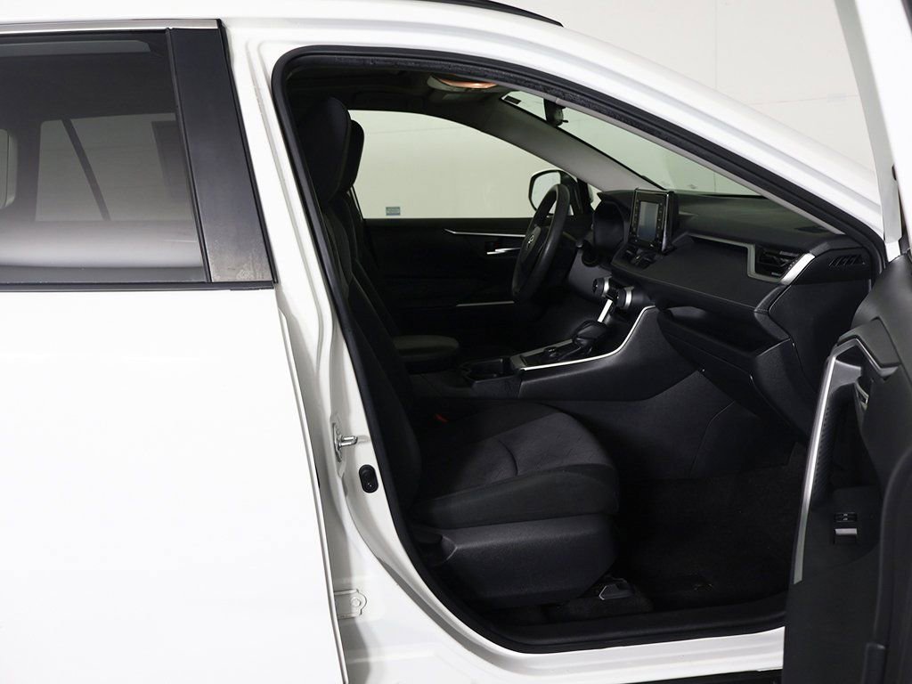 Used 2020 Toyota RAV4 XLE w/ Convenience Package AWD/4WD image 28