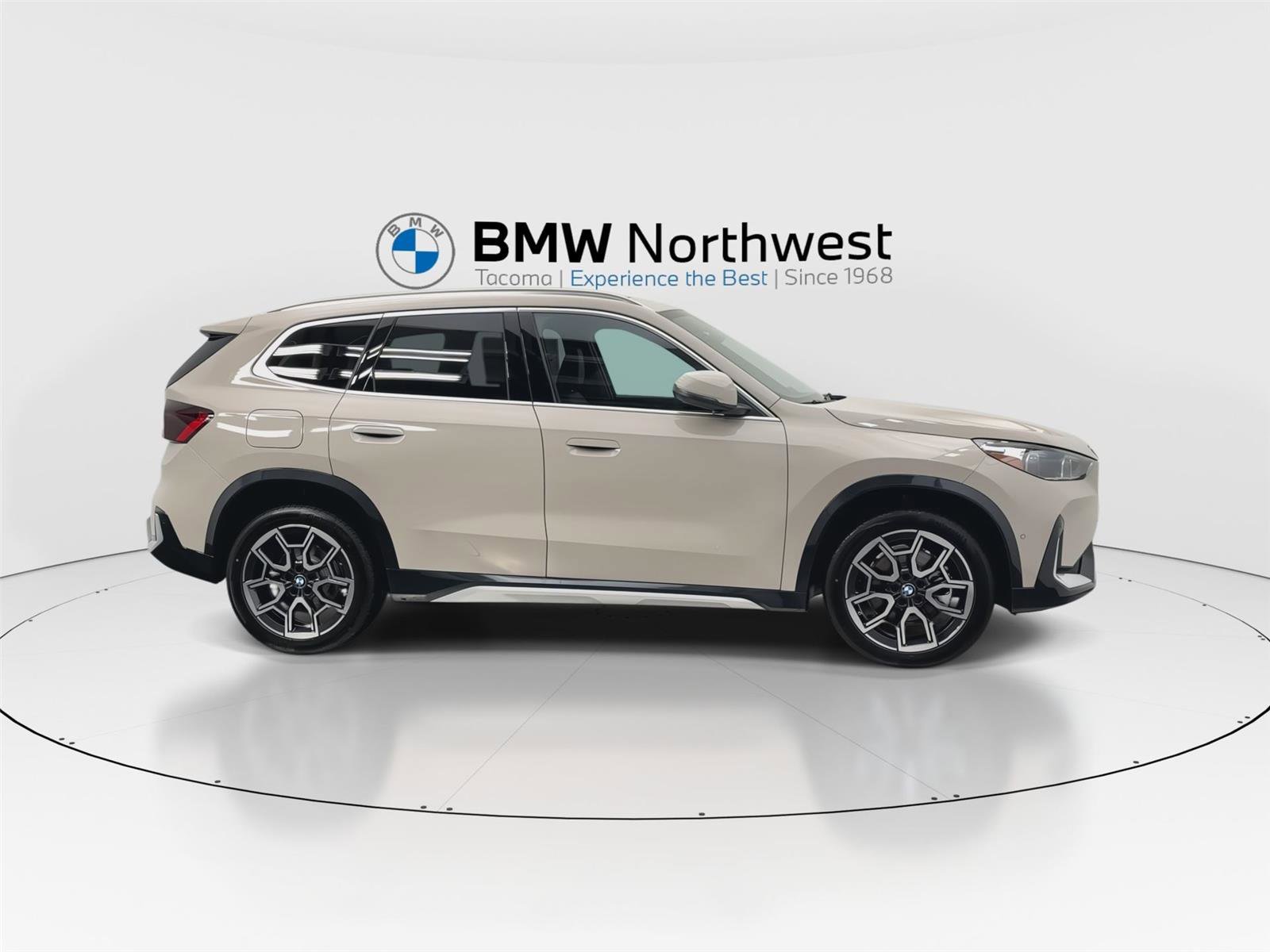 Used 2026 BMW X1 xDrive28i w/ Convenience Package image 5