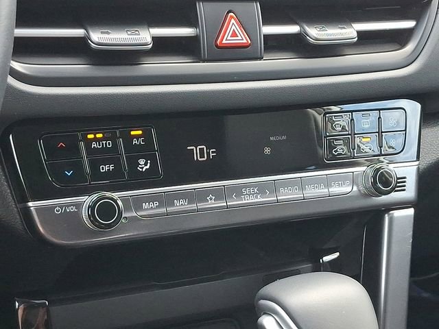 Certified 2025 Kia Seltos EX w/ EX Sunroof Package image 17