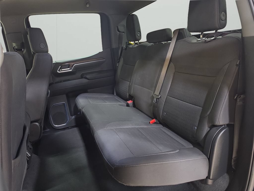 Used 2025 Chevrolet Silverado 1500 LT AWD/4WD image 15