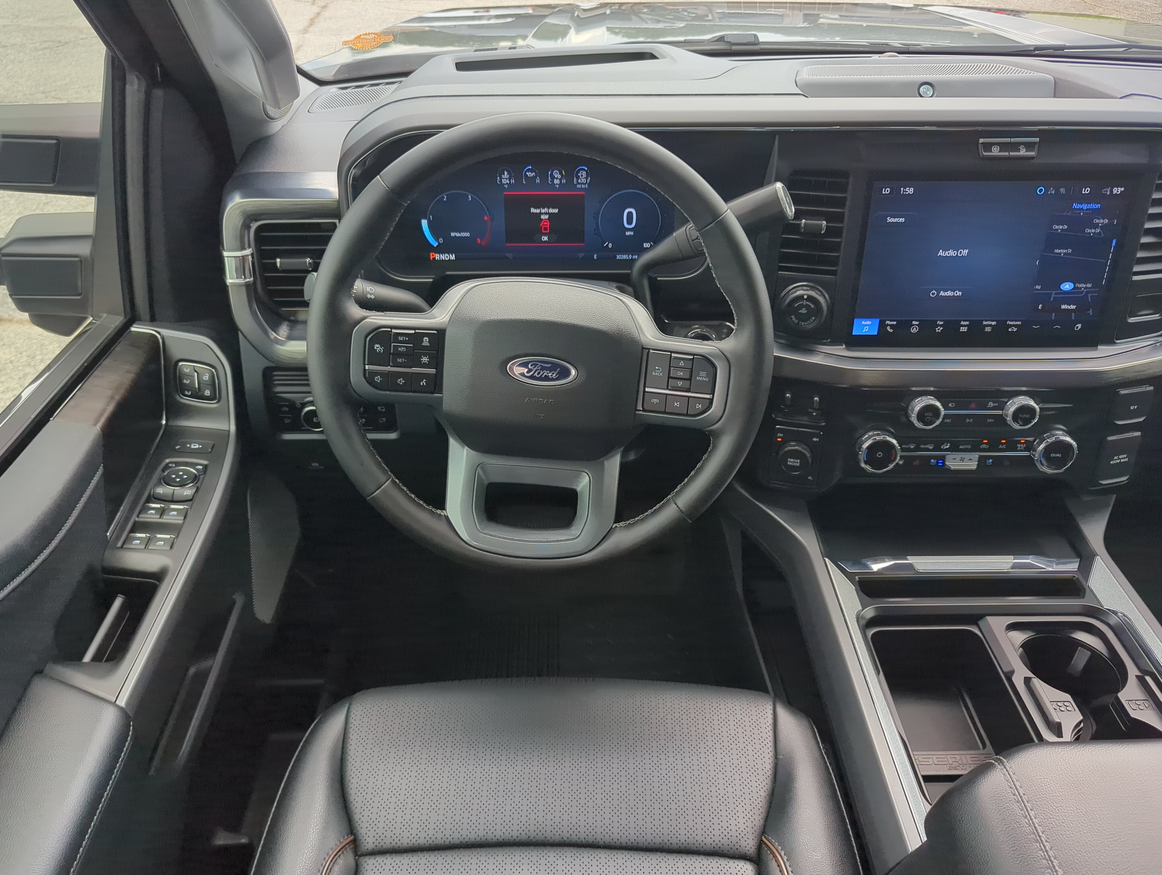 Certified 2025 Ford F450 Lariat w/ Lariat Ultimate Package AWD/4WD image 14