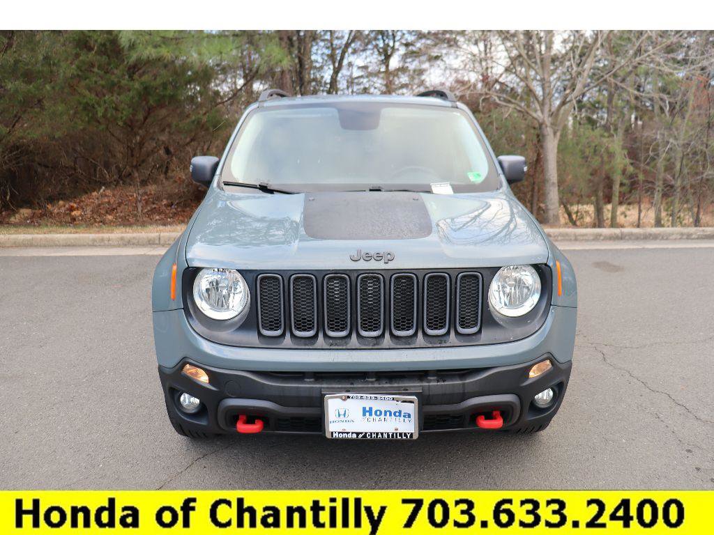 Used 2016 Jeep Renegade Trailhawk w/ Premium Trailhawk Package image 2