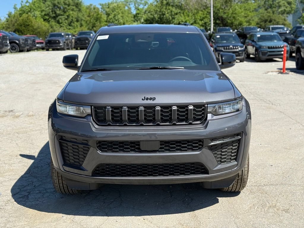 New 2026 Jeep Grand Cherokee L 4WD image 3