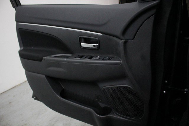 New 2026 Mitsubishi Outlander Sport LE image 17