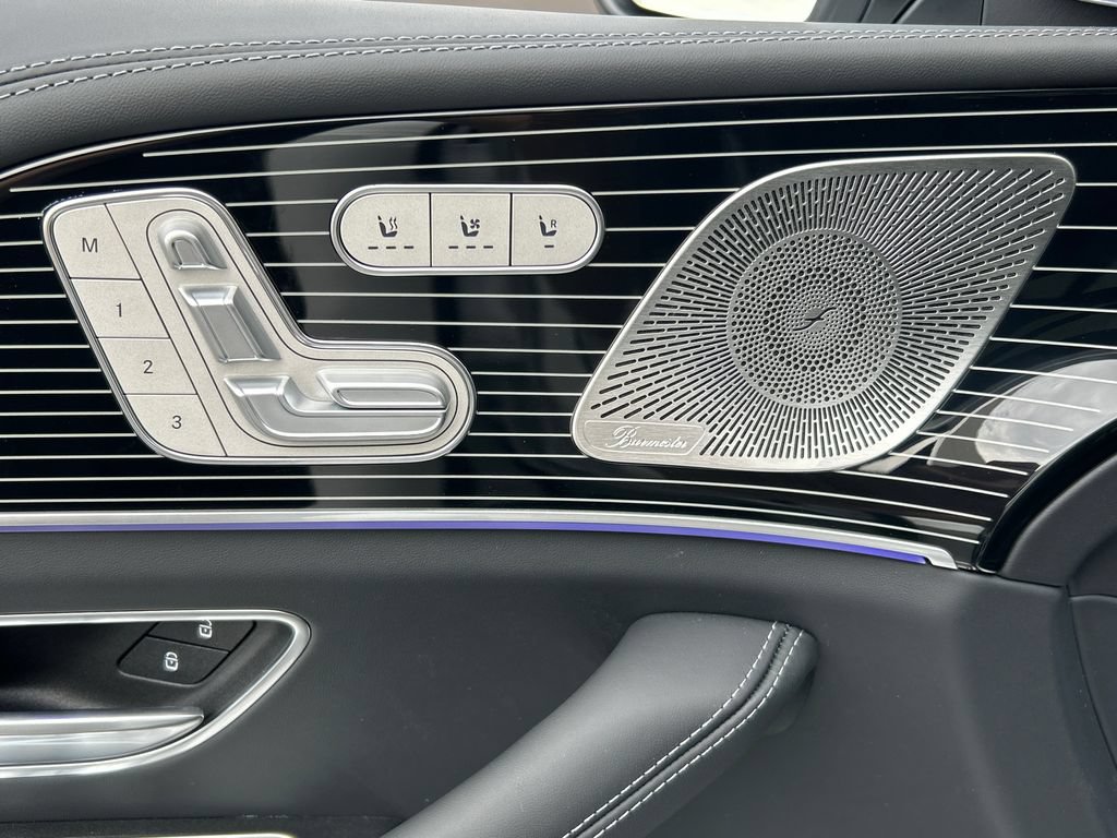 New 2026 Mercedes-Benz Maybach GLS 600 4MATIC image 10