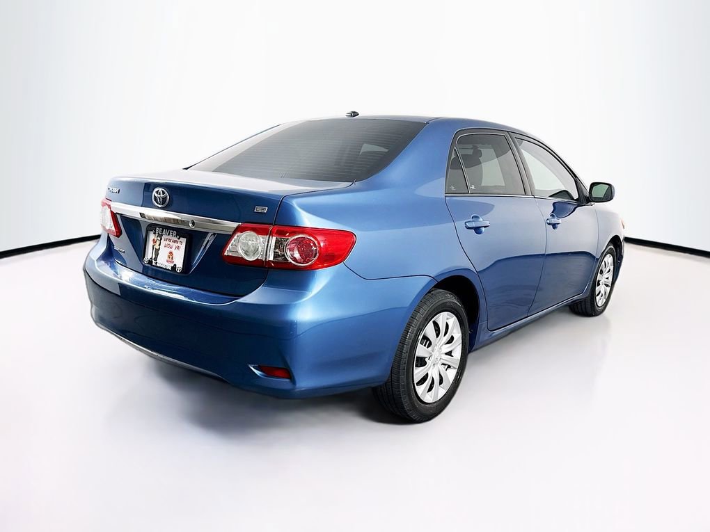 Used 2013 Toyota Corolla LE image 10