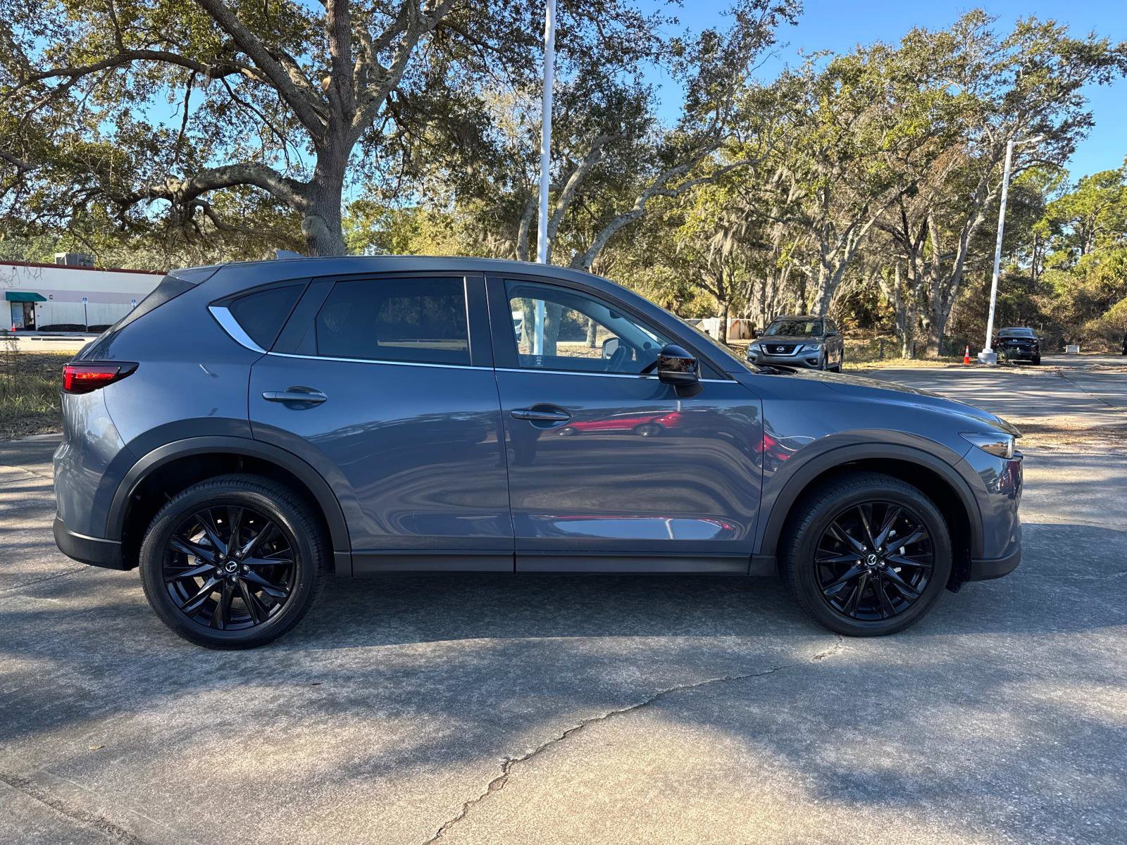 Used 2024 MAZDA CX-5 Carbon Edition image 2