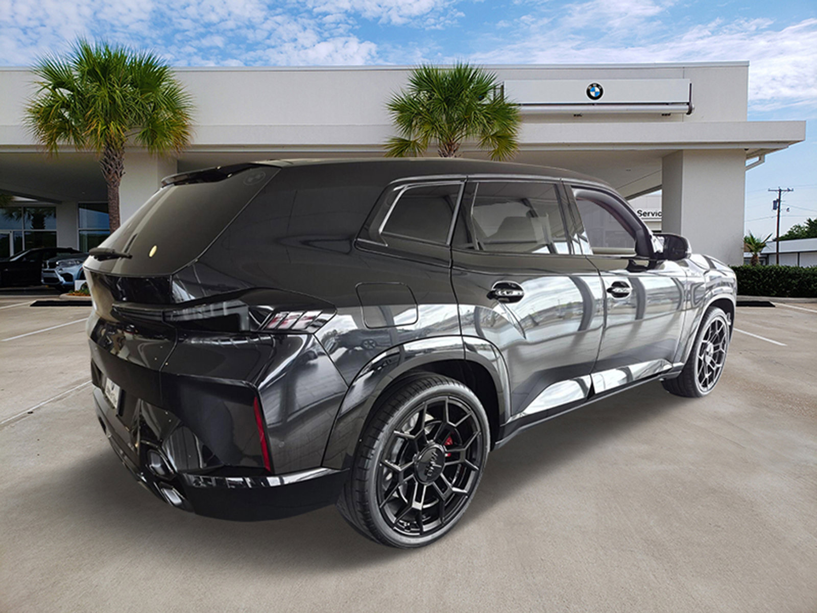 New 2026 BMW XM Label Red image 4