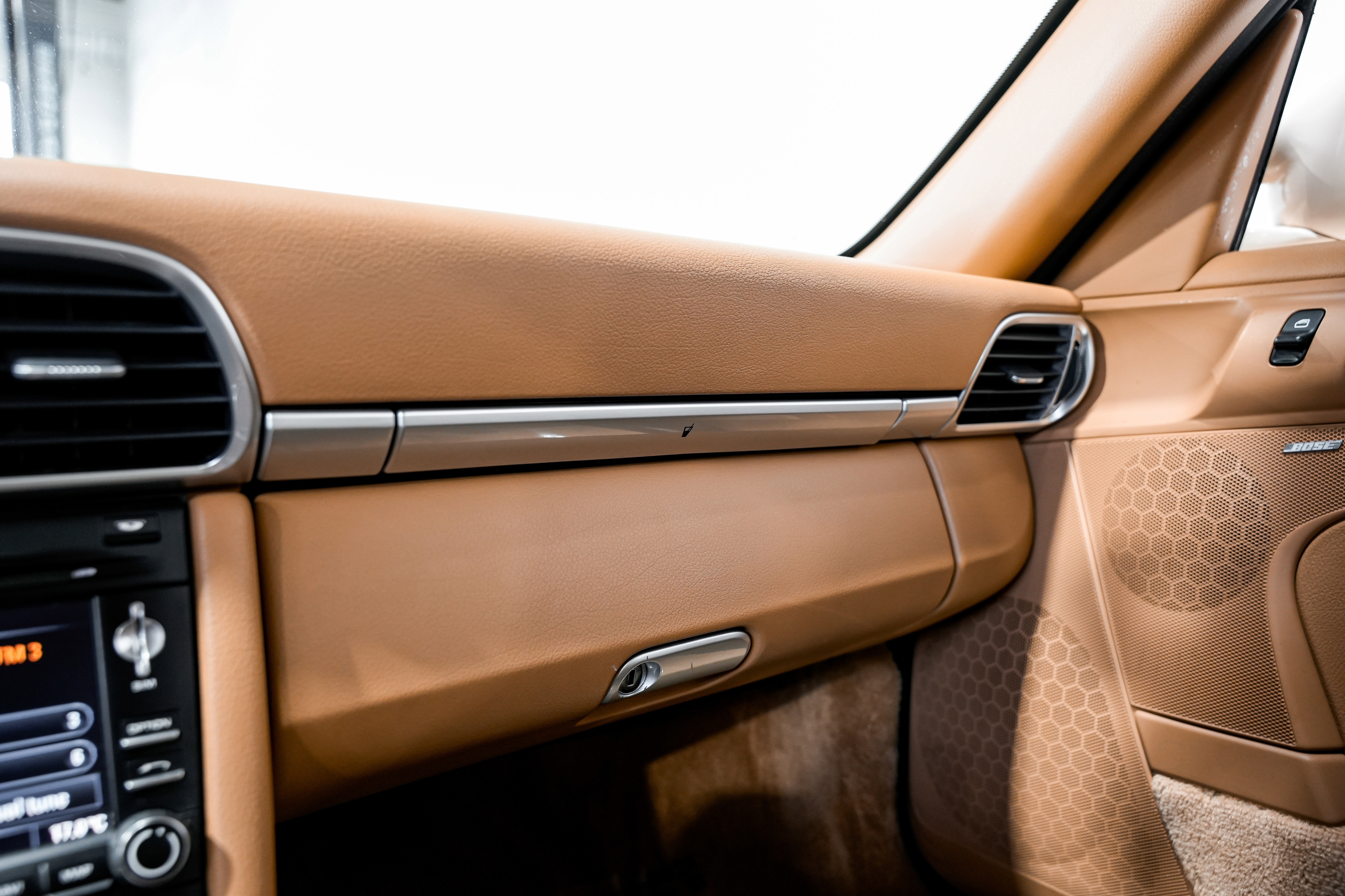 Used 2010 Porsche 911 Carrera S image 15