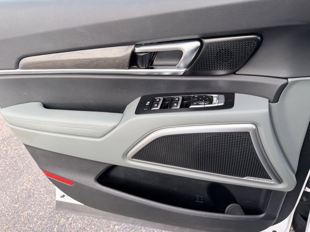 Used 2023 Kia Telluride EX X-Line image 21