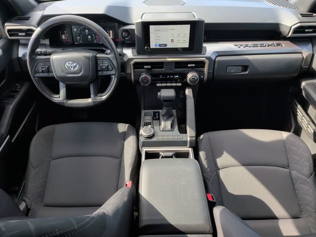 Used 2025 Toyota Tacoma SR5 AWD/4WD image 28