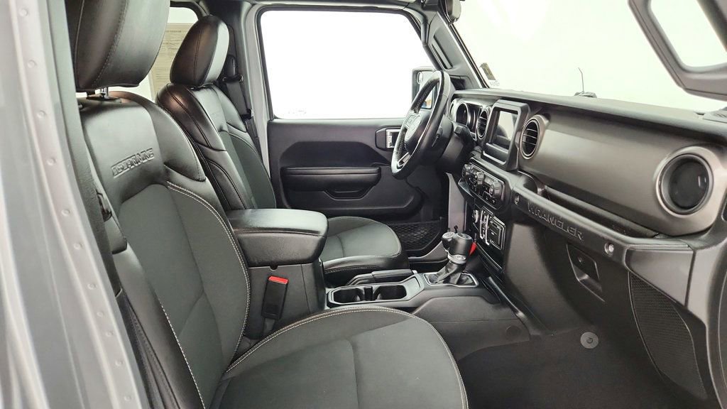 Used 2021 Jeep Wrangler Unlimited Sport image 24