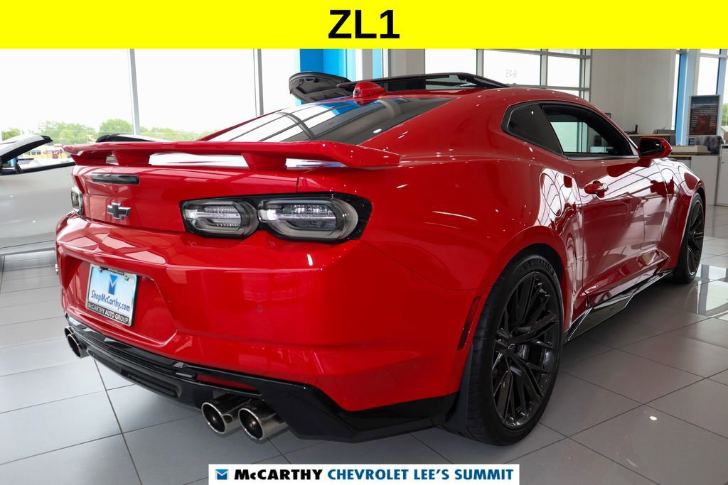 Used 2021 Chevrolet Camaro ZL1 RWD image 10