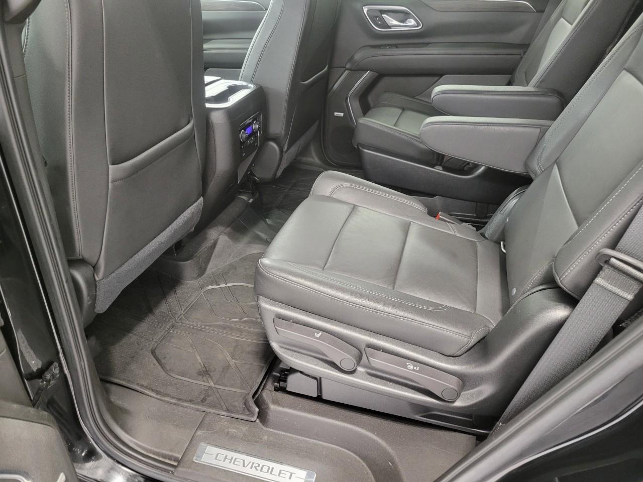 Used 2021 Chevrolet Tahoe LT w/ Luxury Package AWD/4WD image 21