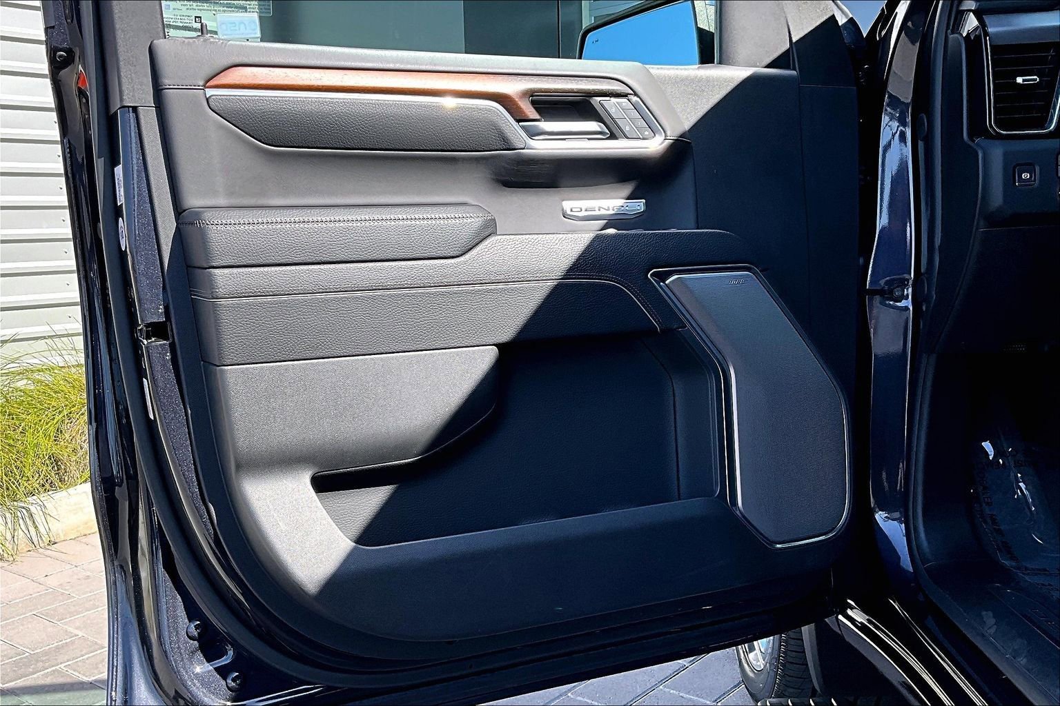 Used 2024 GMC Sierra 1500 Denali image 23