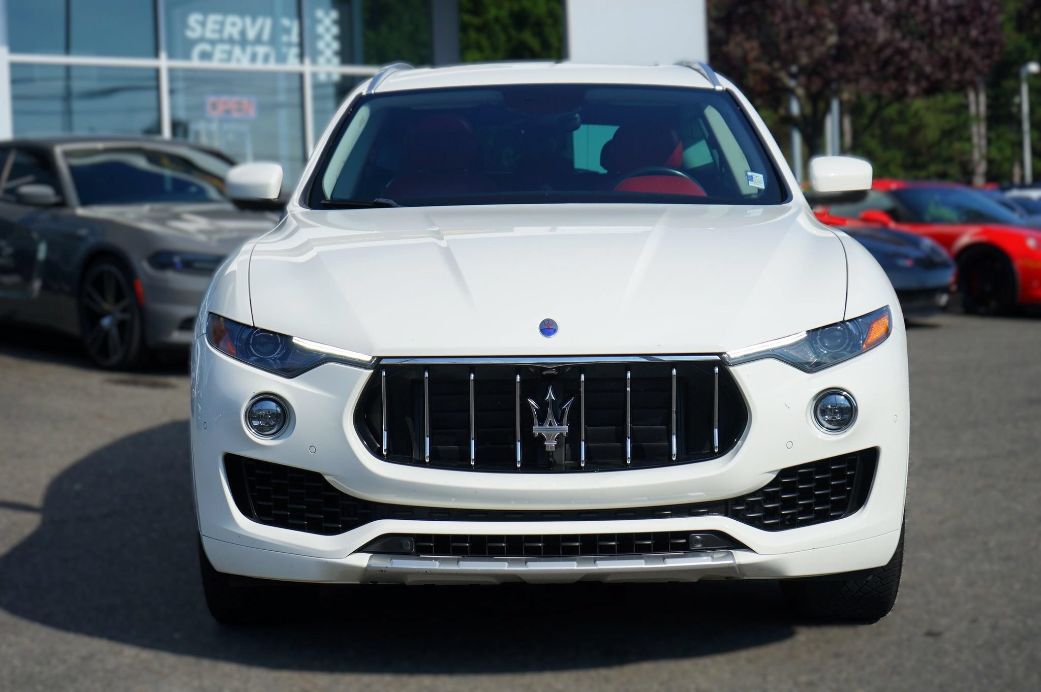 Used 2017 Maserati Levante w/ Luxury Package AWD/4WD image 9