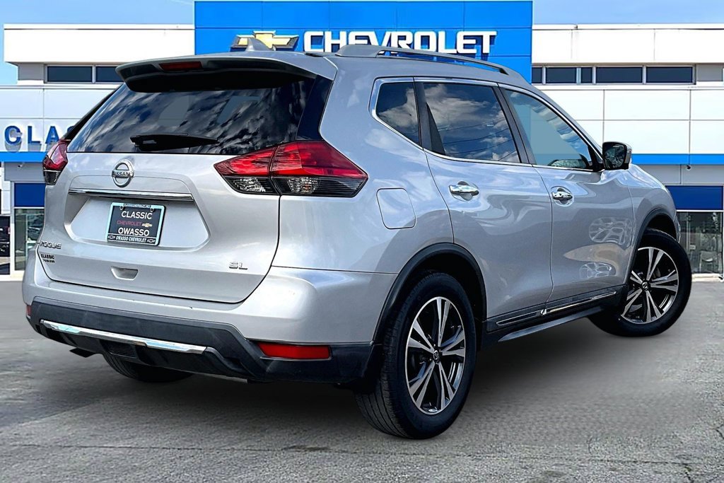 Used 2017 Nissan Rogue SL w/ SL Premium Package FWD image 20
