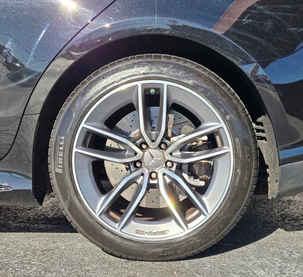 Used 2021 Mercedes-Benz AMG GT 43 image 7