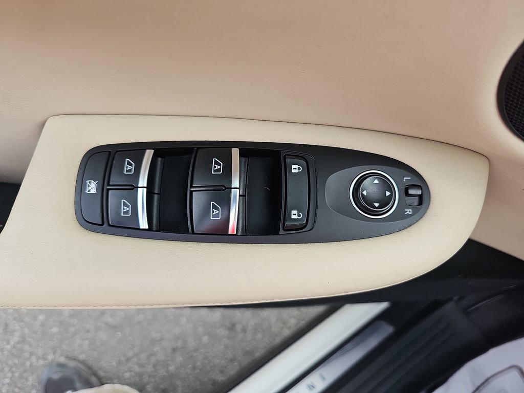 Used 2019 INFINITI QX50 Luxe w/ Navigation Package image 32